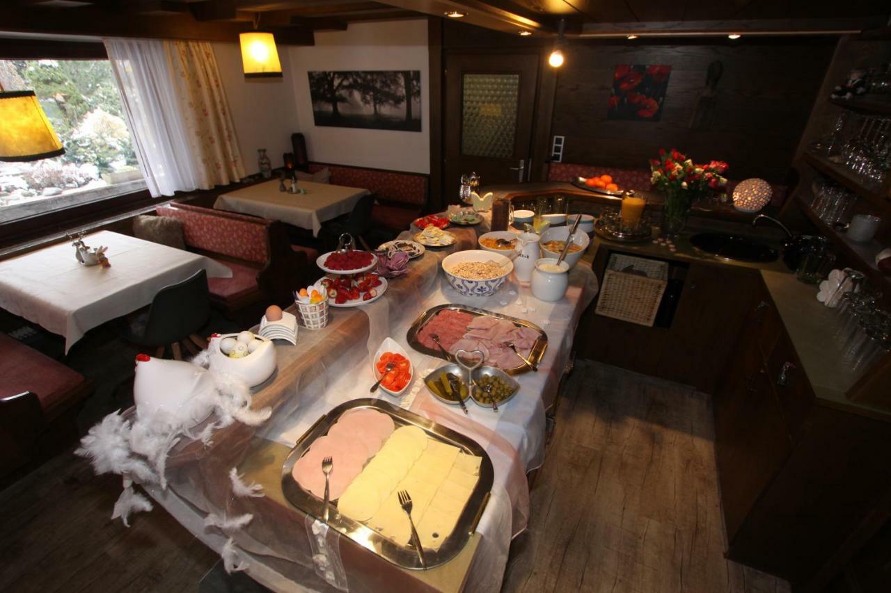 加尼格哈德膳食公寓酒店 厄茨 外观 照片