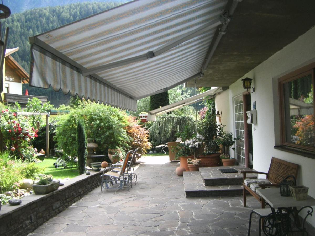 加尼格哈德膳食公寓酒店 厄茨 外观 照片
